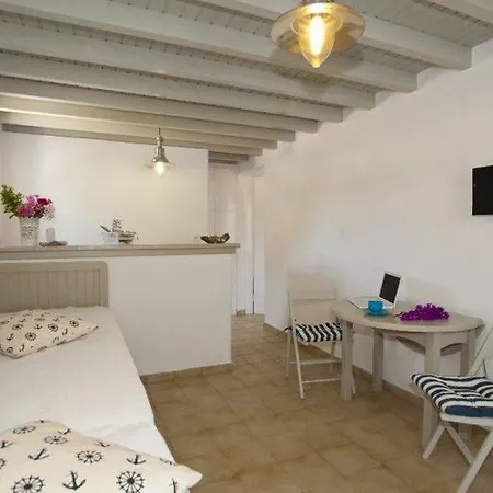Otel Gryparis Club 4*