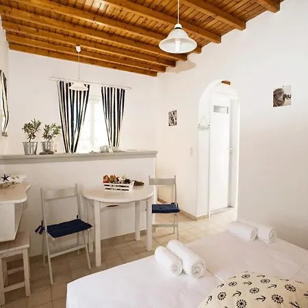Gryparis Club فندق Glastros (Mykonos)